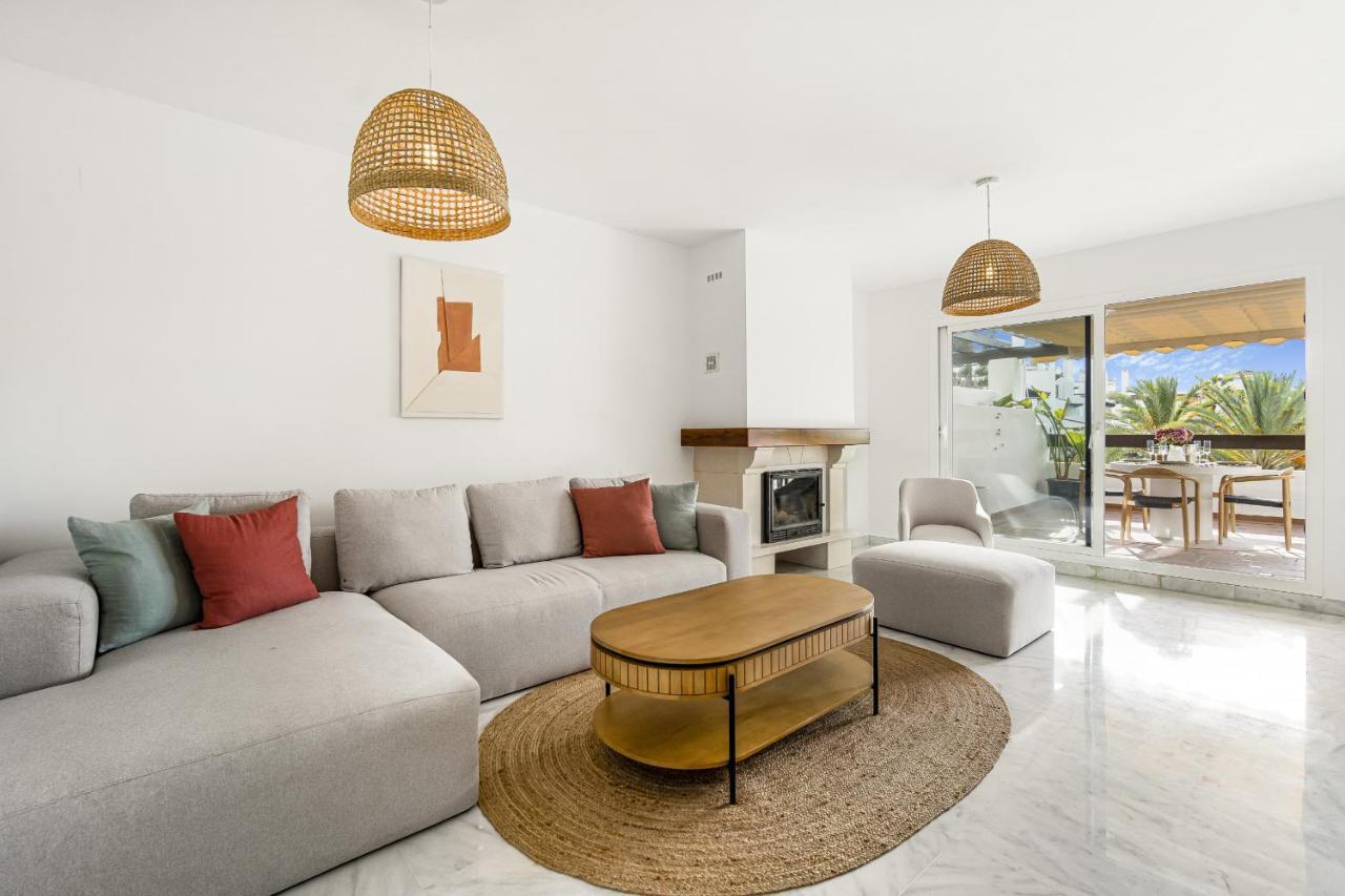Apartment Adelfas
